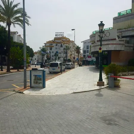 Puerto Banus .,gray De'albion Apartman *
